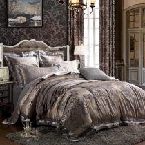 Exotic Silver White and Grey Baroque Style Bohemian Rococo Flower and Vintage Western Paisley Print Full, Queen Size Jacquard Bedding Sets
