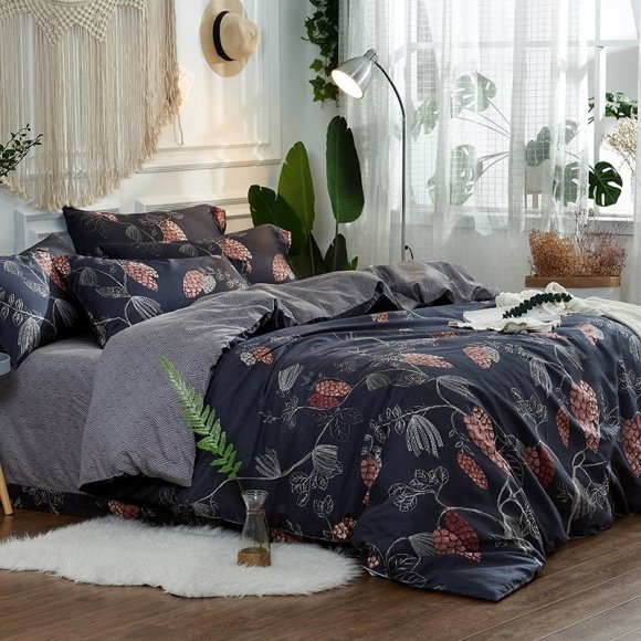 Vintage Black Brown and Gray Wildflower Print Rustic Shabby Chic Old World Full, Queen Size Bedding Sets