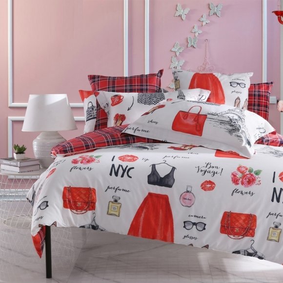 Hipster Red Black and White NYC Style Trendy Girls Modern Chic Queen Size Bedding Sets