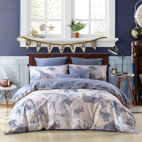 Giraffe, Elephant and Kangaroo Print Wild Animal Jungle Safari Themed Shabby Chic Full, Queen Size Bedding Sets in Gray and Beige