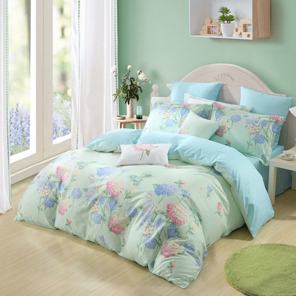 Beautiful Blue Pink and Green Tropical Wildflower Print Rustic Chic Twin, Full, Queen Size Bedding Sets
