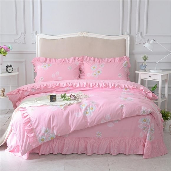 Beautiful Pink White and Yellow Chrysanthemum Flower Print Garden Images Ruffle Elegant Girls Full, Queen Size Bedding Sets