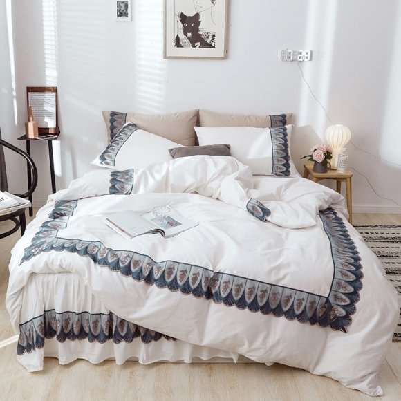 White and Gray Modern Romantic Elegant Twin, Full, Queen Size Bedding Sets