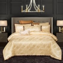 Trendy Gold Pixelated Luxury Noble Excellence Full, Queen Size Bedding Sets