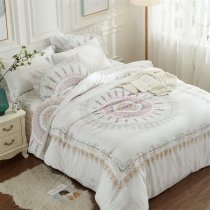 Luxury Beige and Gold Mandala BOHO Chic Exotic Moroccan Style Full, Queen Size Bedding Sets