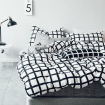 Simply Shabby Chic Black and White Window Pane Plaid Print Hipster Twin, Full Size Cotton Bedding Sets