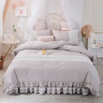 Vintage Ruffled Edge and Lace Shabby Chic Full, Queen Size Bedding Sets