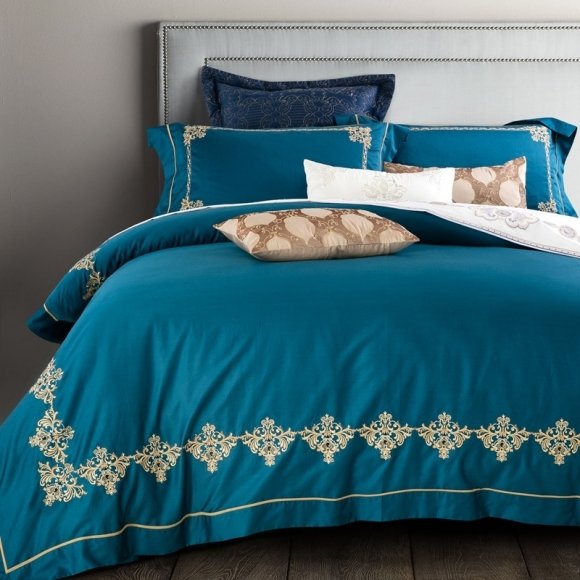 Noble Excellence Cerulean and Gold Tribal Pattern Royal Inspired Luxury Hotel Style Egyptian Cotton Full, Queen Size Bedding Sets