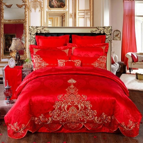 Luxurious Red and Royal Gold Victorian Gothic Pattern Western Style Egyptian Cotton Full, Queen Size Bedding Sets