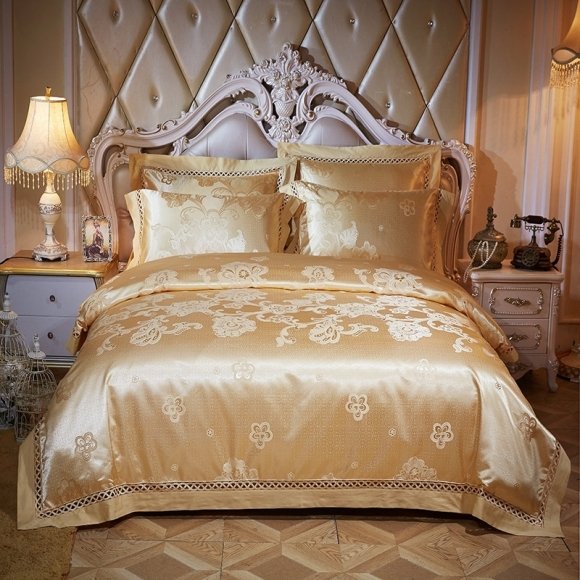 Solid Gold Paisley and Flower Pattern Luxurious Jacquard Satin Bling Full, Queen Size Bedding Sets