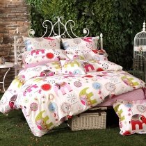 Green-yellow Red White and Pink Jungle Themed Cute Animal Elephant Print Hip-hop Style Girly Girls Twin, Full, Queen Size Bedding Sets