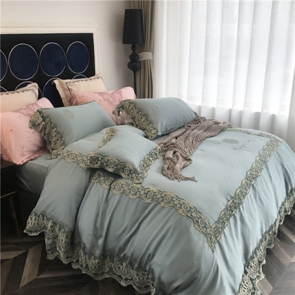 Luxury Villa Brand Victorian Lace Noble Excellence Full, Queen Size Bedding Sets