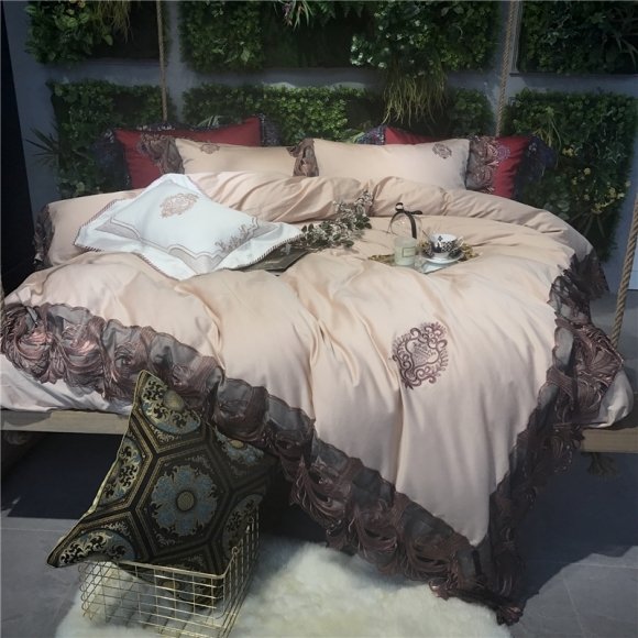 Cream and Black Luxury Embroidered Vintage Victorian Lace Border Noble Excellence Villa Egyptian Cotton Full, Queen Size Bedding Sets