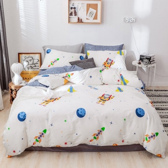 Astronaut and Rocket Print Space Dream Adventure Twin, Full Size Bedding Sets